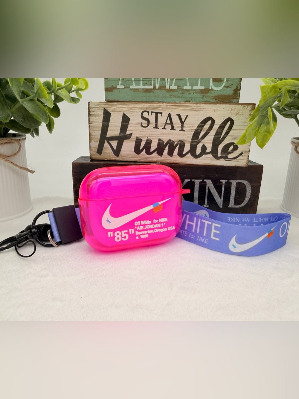 Nike OFF WHITE Design Protective Case for AirPods Pro 3 (2025) Neon Pink